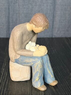 Willow Tree Brown and Blue Parent with Child Figurine